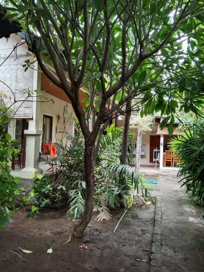 Pondok Aldi Hostel Αμέντ Εξωτερικό φωτογραφία