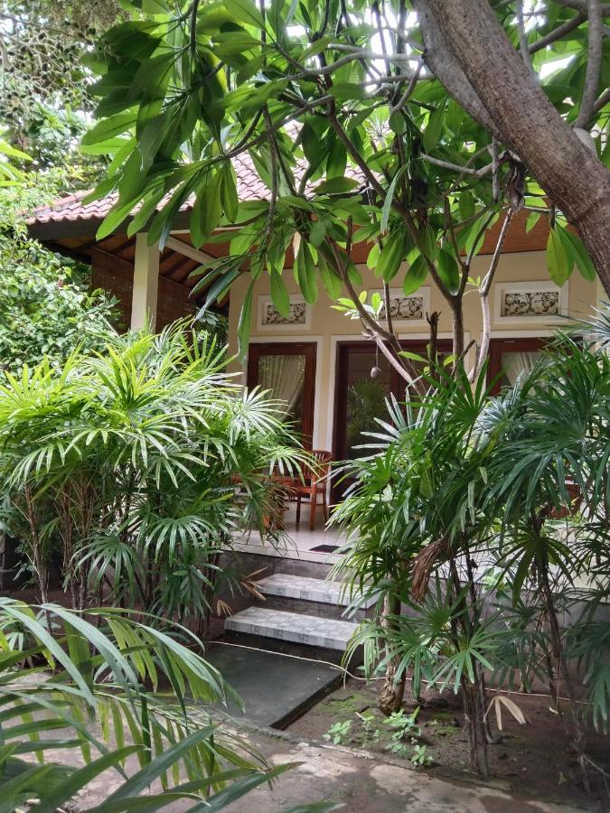 Pondok Aldi Hostel Αμέντ Εξωτερικό φωτογραφία